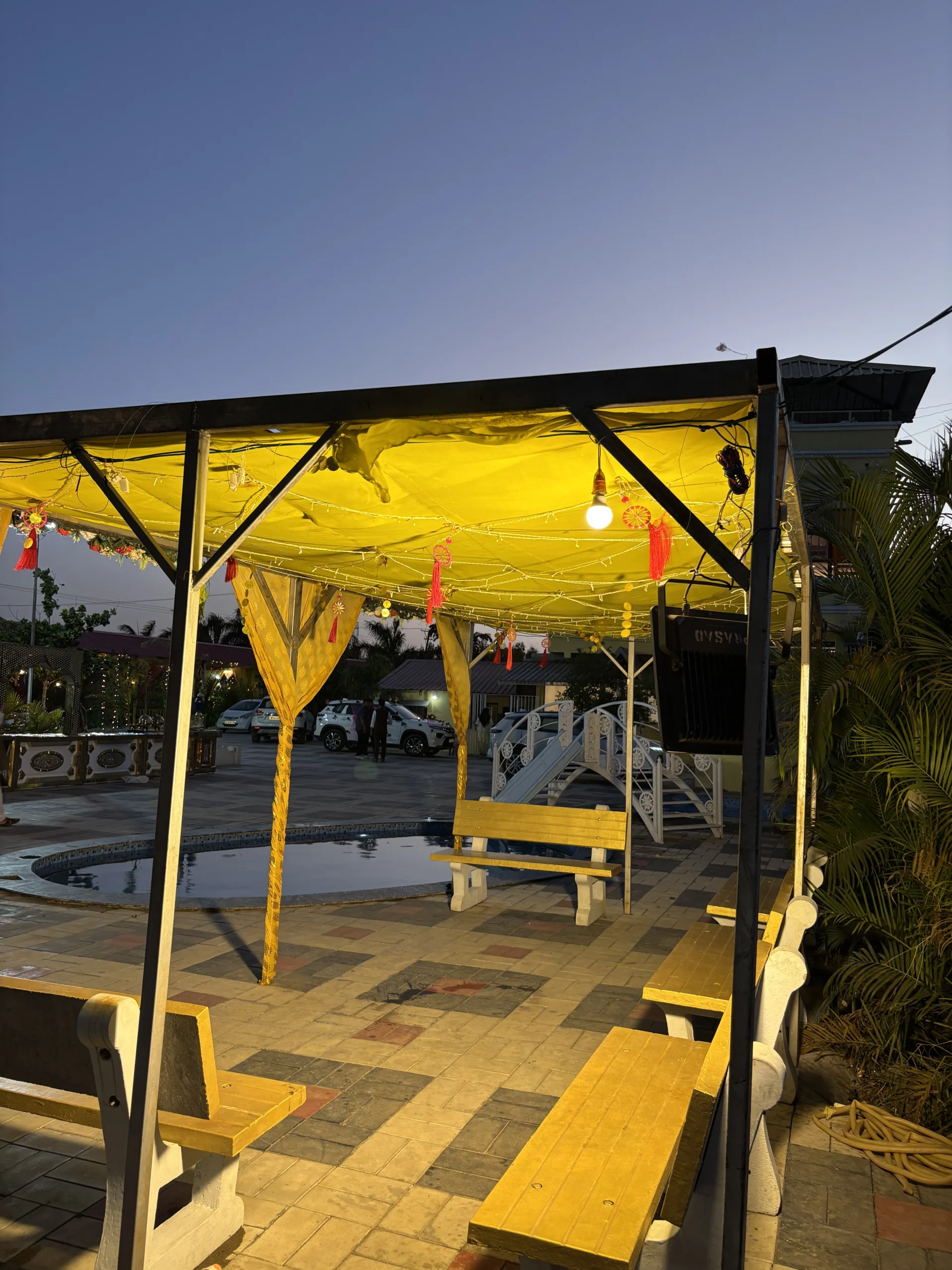 Under the Star Dining Ambiance